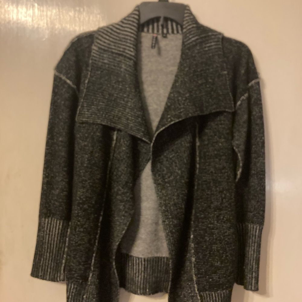 Poof! Black and White Knit Open Front Cardigan Size Medium